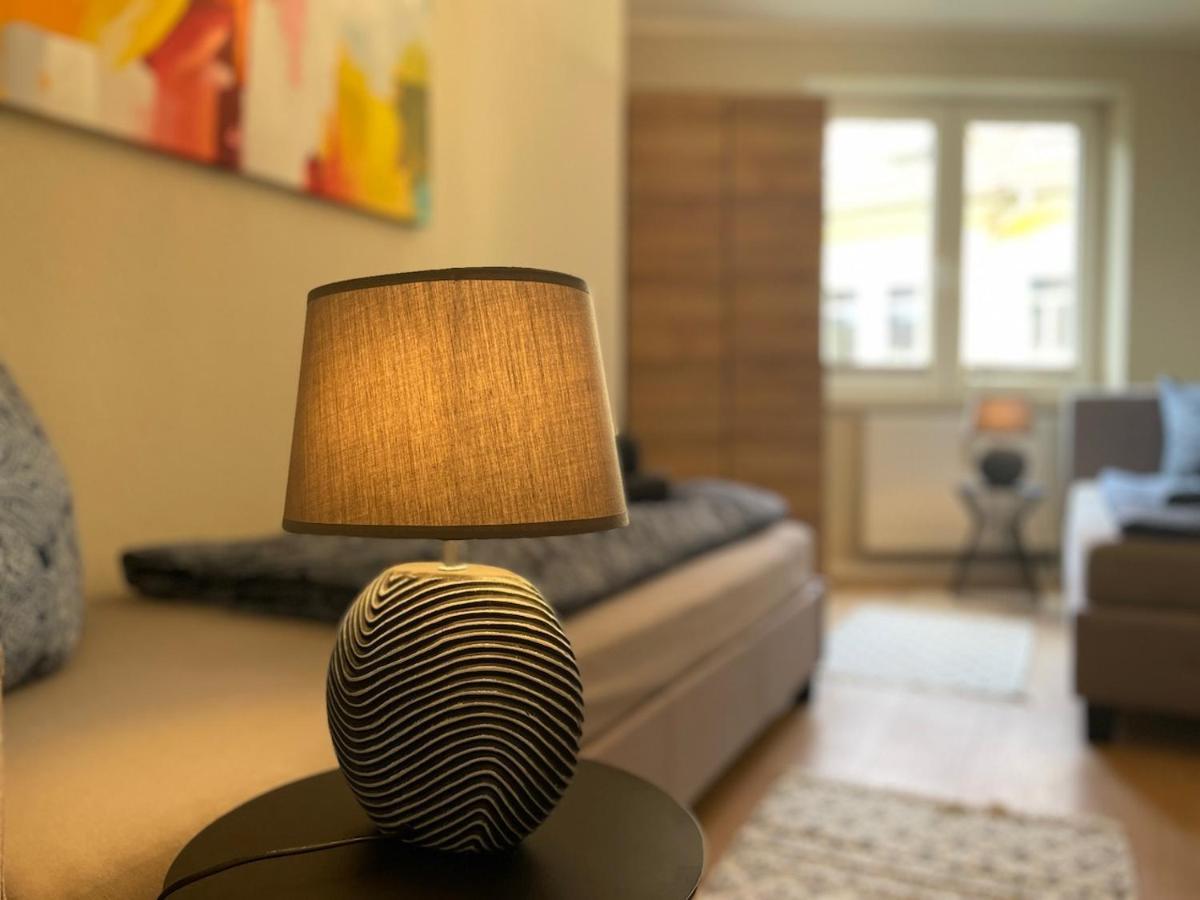 Apartment Uptown Im Herzen Der Dresdner Neustadt! Dresden Buitenkant foto