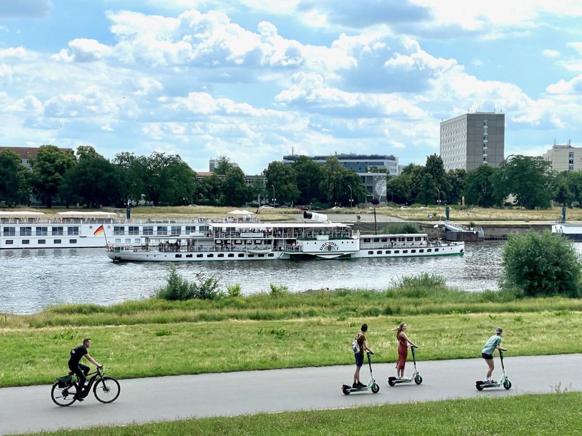 Apartment Uptown Im Herzen Der Dresdner Neustadt! Dresden Buitenkant foto