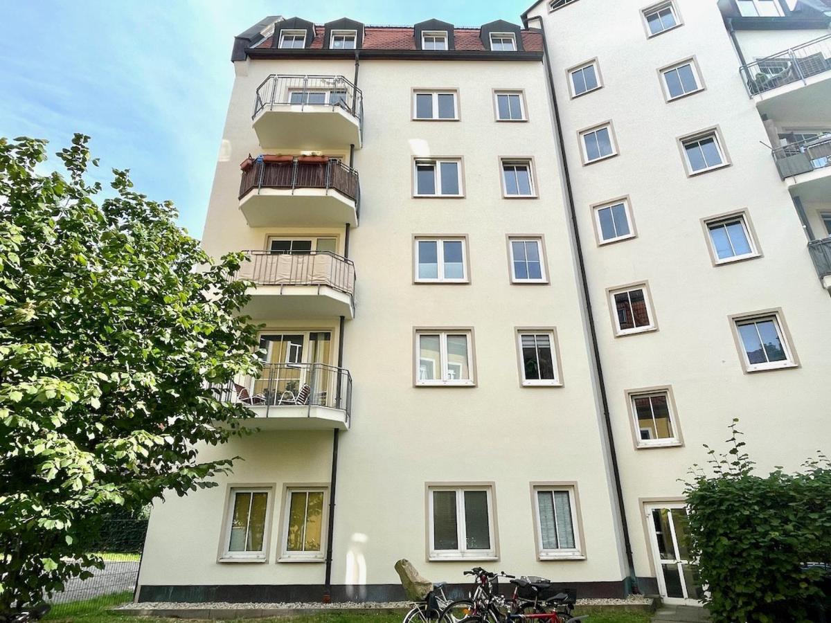 Apartment Uptown Im Herzen Der Dresdner Neustadt! Dresden Buitenkant foto